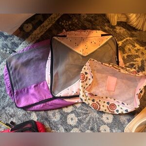 Chic Travel Organizer Packing Cube Set in Pink and Purple